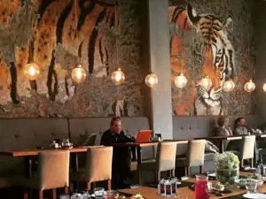 Bar BQ Cafe