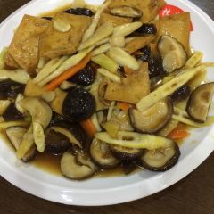 抹直口特色菜馆(一店) User Photo