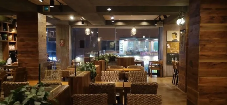 Caffe Bene  Daejeon Gao-dong Store