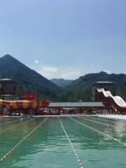 Baiyun Mountain Water Amusement Park