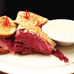 Junior's Restaurant & Bakery User Photo