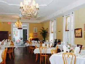 Magnolia Room Restaurant