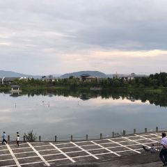 Shijijinyuanzizhu Restaurant User Photo