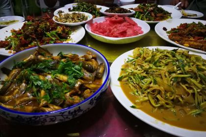 宝华小吃(兴海北街店)