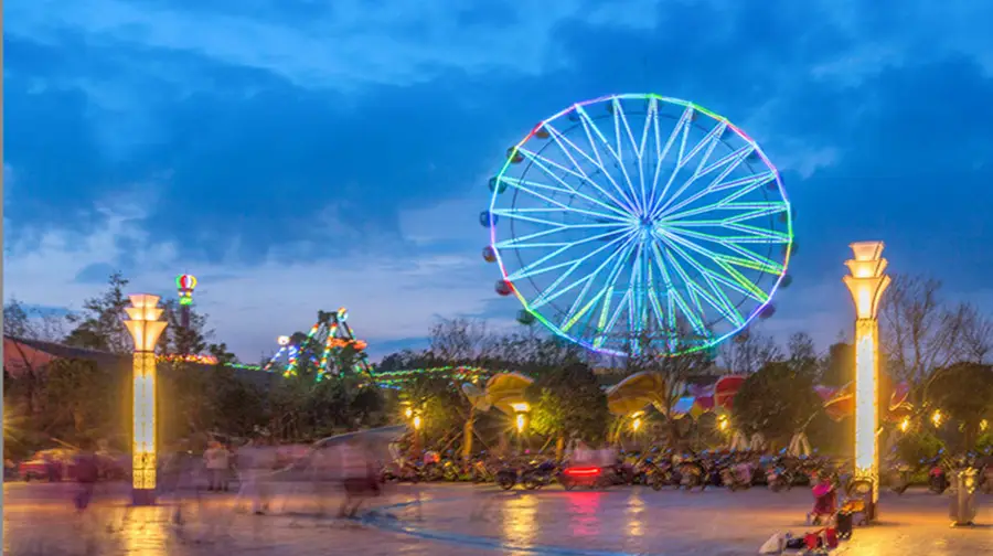 Jingmenhuanle World Amusement Park