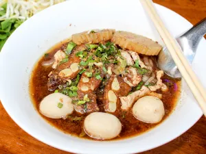 Boat Noodle Ao Nang & Thai food