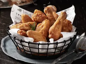 교촌치킨 홍대점