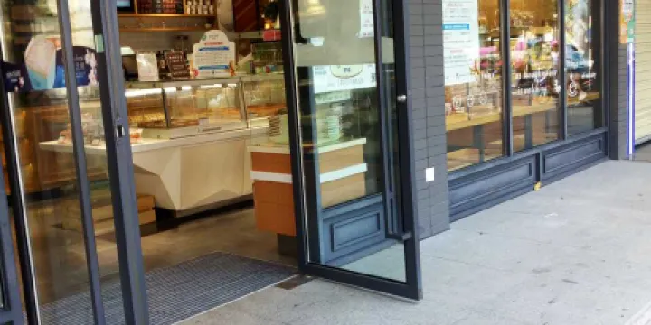 鑫泰蛋糕(農行店)