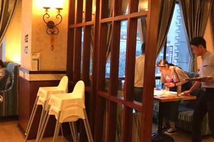 Shuitiantang Western Restaurant (yixingbuxingjie)