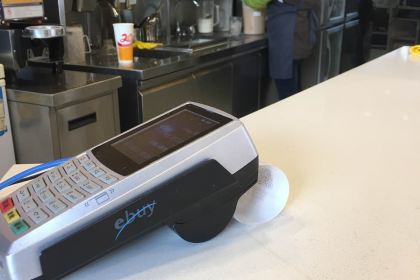 DOU KE NA LING SHI ZI JIE DIAN