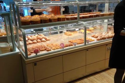 好利来(紫荆山卜蜂莲花店)