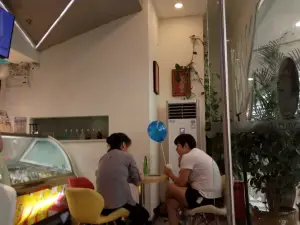 悦见喜慕冻酸奶店