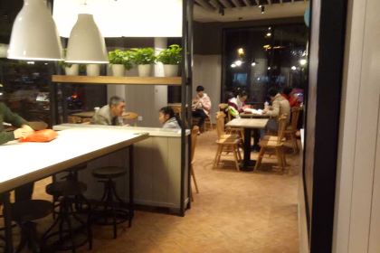 肯德基(万利店)