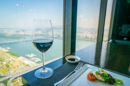 Walking on the Cloud