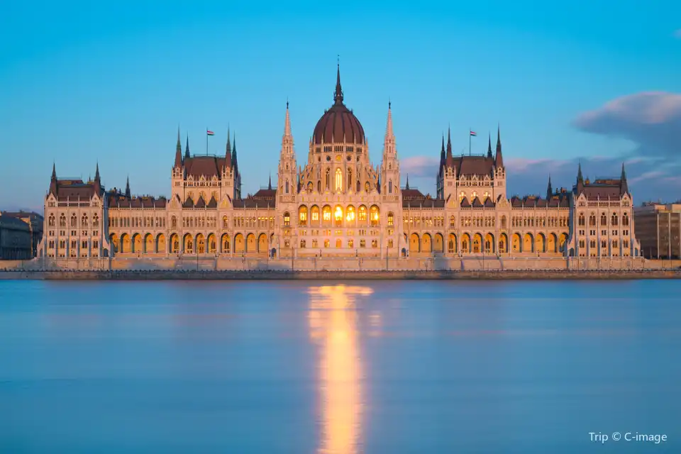 3_Hungarian Parliament Building