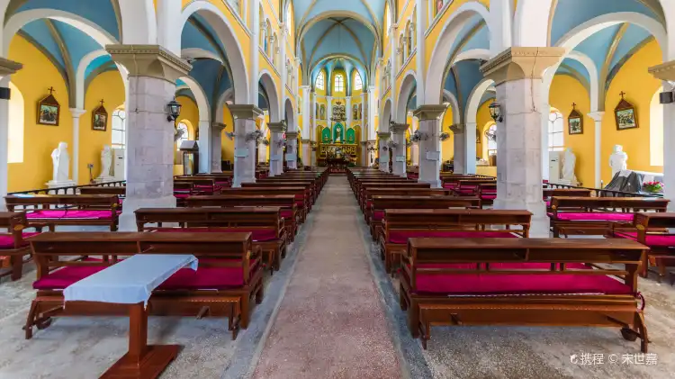 Hotels near Wuhu Catholic Church