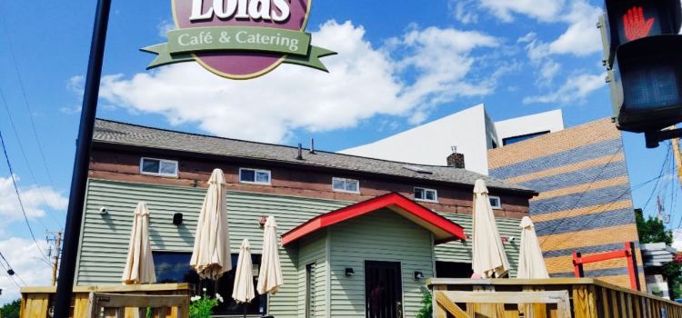Lola's Cafe