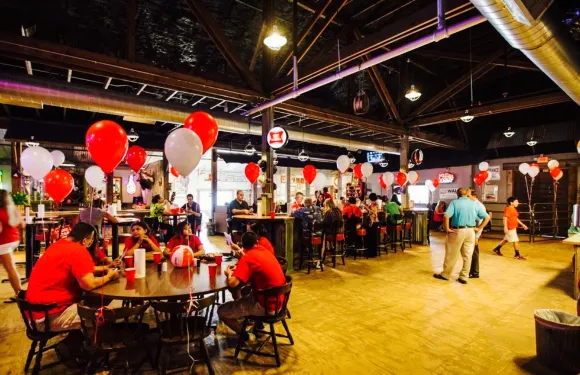 Hoegemeyer's Barbeque Barn