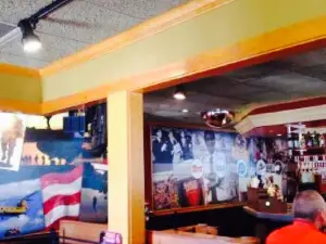 Applebee's Grill + Bar