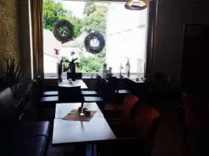 Cafe Arnz