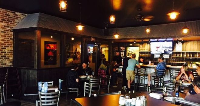 The Village Pub, Pizza & Spirits