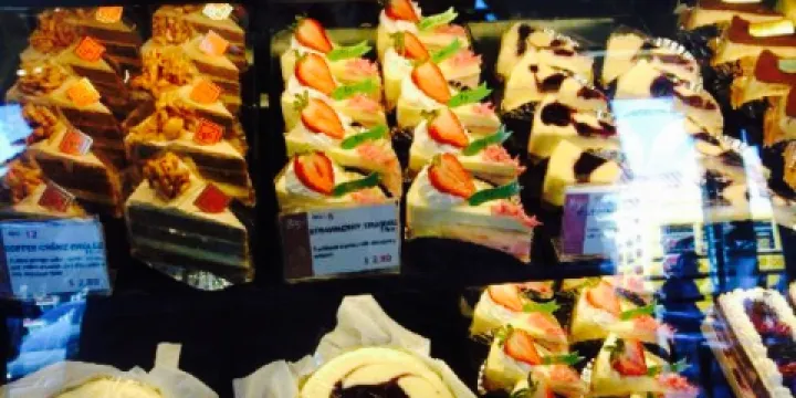 85 Degrees Bakery Cafe