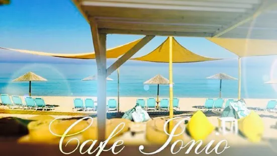 Ionio Beach and Café Bar