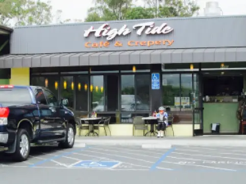 High Tide Cafe & Crêperie