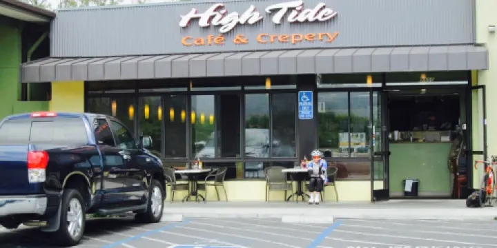 High Tide Cafe & Crepery