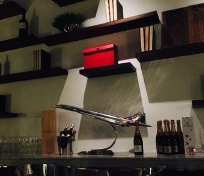 EV Lounge