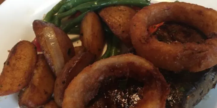 Modern Restaurant & Lounge