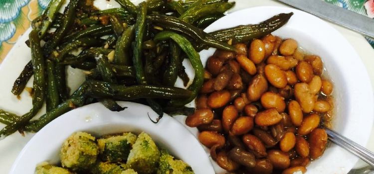 Lisa's Cafe & Catering