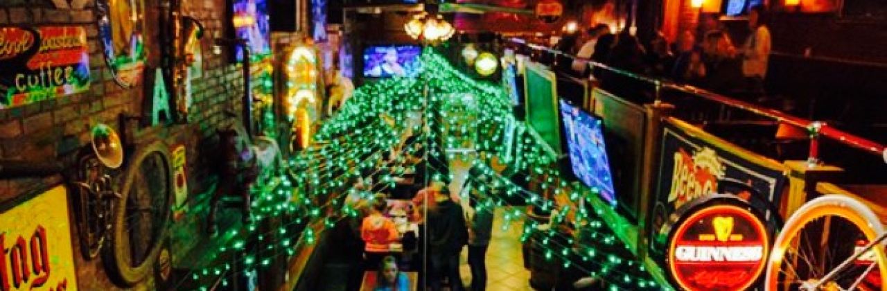 Brick's Restaurant & Bar