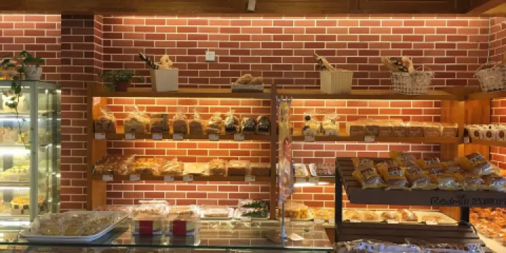 紅磨坊蛋糕烘焙食品(中化店)