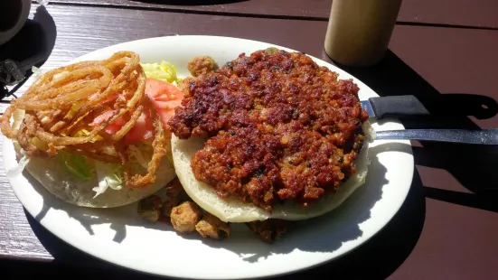 Cajun Cafe On the Bayou