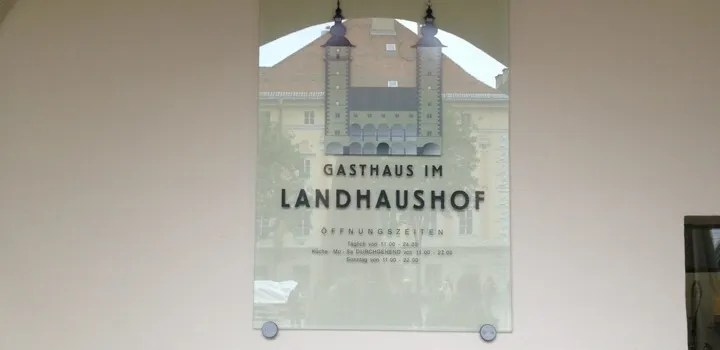 Gasthaus im Landhaushof