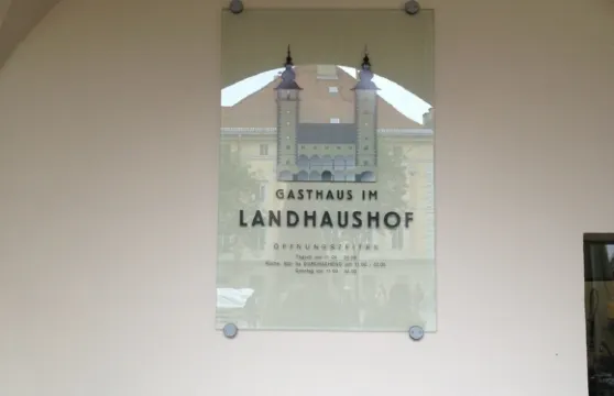 Gasthaus im Landhaushof