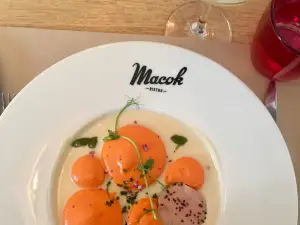 Macok Bistro and Wine Bar