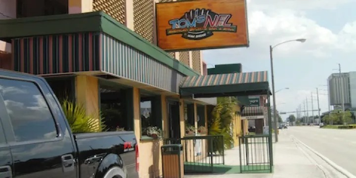 Old Tom's Sports Bar