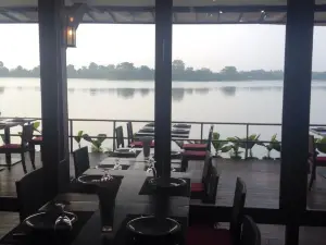 Sabai DMZ Mya Kyun Thar