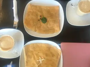 Cu Latte Coffee & Crepes