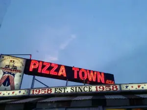 Pizza Town USA