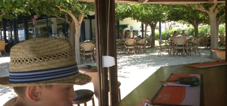 La Plage Fish Tavern Bar Cafe