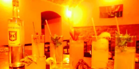 La Luna Pub Music Bar