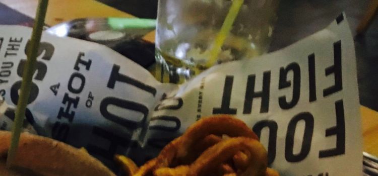 Buffalo Wings & Rings
