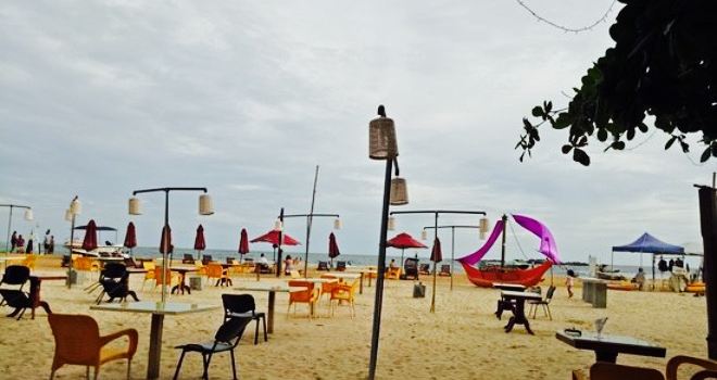 Cormaran Beach Club