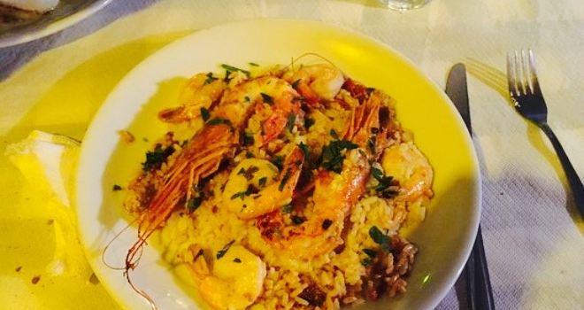 Taverna tis Pareas