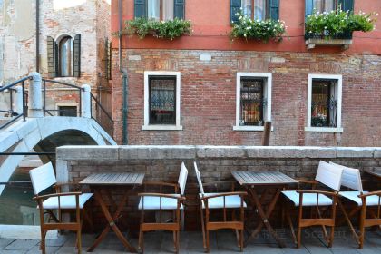 Osteria Enoteca Ai Artisti