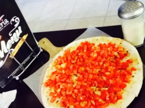 La Pizzeria