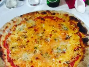 Pizza e sfizzi L'Arco